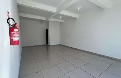 Ponto comercial para alugar na Rua João Tobias de Paiva Netto, 1135, Cajuru, Curitiba