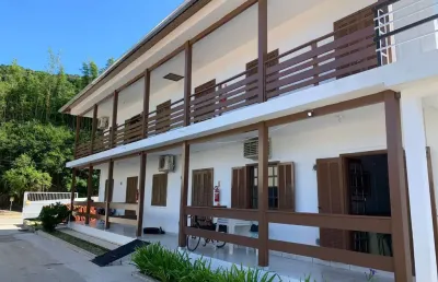 Prédio à venda em Bombas, Bombinhas 