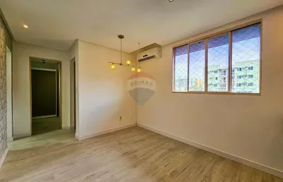 Vendo apartamento  reformado com  02 quartos - bairro: tarumã - r$ 180.000,00
