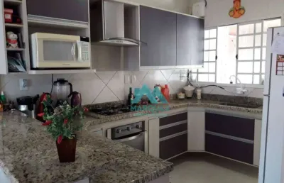 Sobrado com 3 dormitórios à venda, 215 m² por r$ 480.000,00 - borda da mata - caçapava/sp