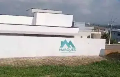 Maravilhoso terreno com vista para serra da mantiqueira