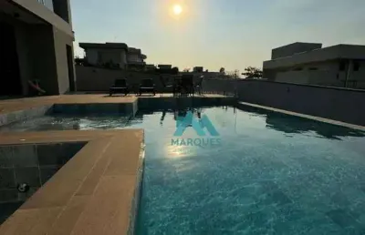 Luxuoso sobrado com piscina de borda infinita  em c ondomínio de alto padrão