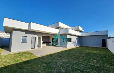 Casa com 4 dormitórios à venda, terreno maior que o padrão no terras do vale