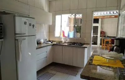 Linda casa com 2 dormitórios à venda, 125 m² por r$ 300.000,00 - borda da mata - caçapava/sp