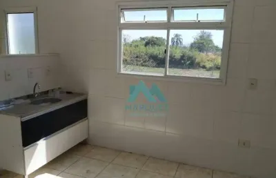 Ótimo apartamento com cozinha de tamanho diferenciado e suíte, excelente localização