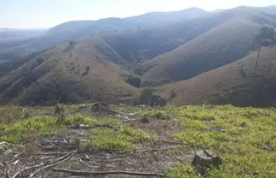 Linda sitio em caçapava com ótimo acesso a via dutra