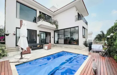 Casa em condomínio fechado com 3 quartos à venda na avenida carlos diaulas serpa, 100, loteamento parque dos alecrins, campinas, 330 m2 por r$ 3.000.000
