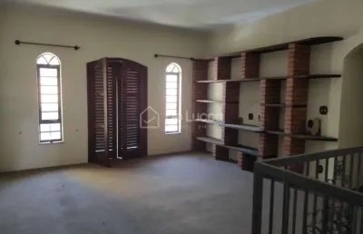 Casa com 4 quartos à venda na doutor antônio de castro prado, 459, vila clayton, valinhos, 300 m2 por r$ 1.500.000