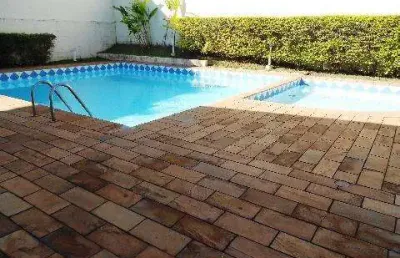 Casa em condomínio fechado com 3 quartos à venda na rua das hortências, 781, chácara primavera, campinas, 142 m2 por r$ 1.000.000