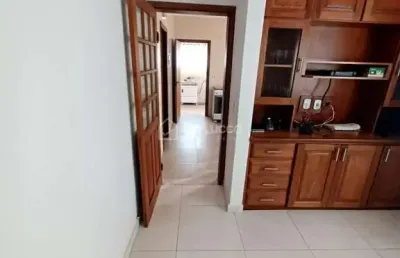Casa comercial para alugar na rua credencio zechin, 80, centro, vinhedo, 289 m2 por r$ 8.000