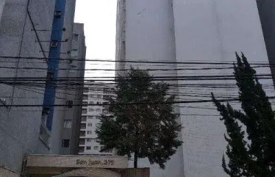 Apartamento com 4 dormitórios para alugar, 157 m² por r$ 4.730,76/mês - centro - curitiba/pr
