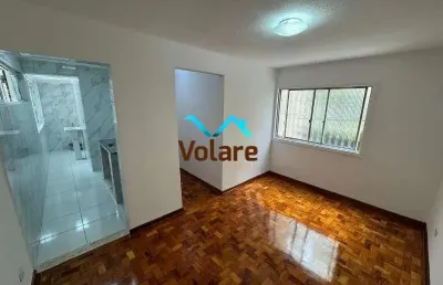 Apartamento aconchegante de 45m² com 2 dormitórios e recém reformado no alto de pinheiros - condomínio 2000