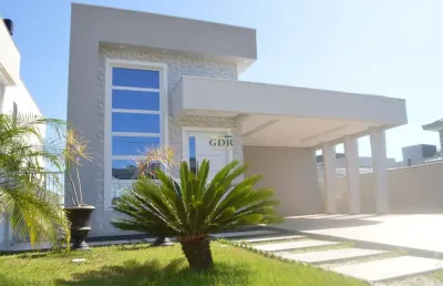 Casa em condomínio fechado com 3 quartos à venda na rua ivo josé rebello, santa regina, camboriú, 200 m2 por r$ 1.900.000