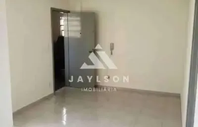 Apartamento com 2 quartos à venda na rua leocádio figueiredo, guadalupe, rio de janeiro, 50 m2 por r$ 75.000