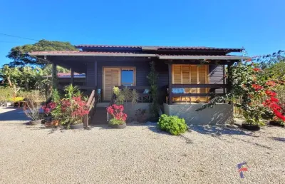 Casa com 2 quartos à venda no Demboski, Criciúma 