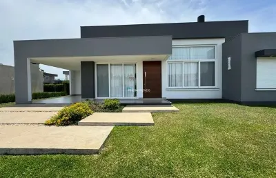 Casa em condomínio fechado com 4 quartos à venda no Atlântida Sul (Distrito), Osório 