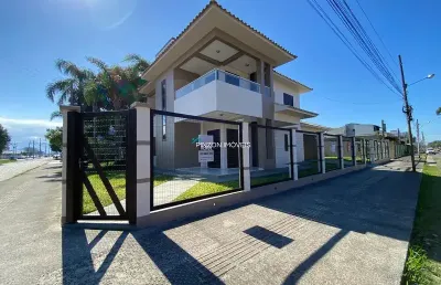Casa com 4 quartos à venda na Rua Alegrete, 105, Centro, Arroio do Sal