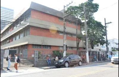 Prédio para alugar na Rua Rubens Meireles, Várzea da Barra Funda, São Paulo