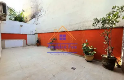 Apartamento garden, 2 quartos, 2 banheiros, cozinha, dependências completas, 1 vaga de garagem à ve