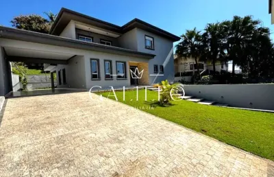 Linda casa em condomínio na cidade de jundiaí-sp, 4 quartos, 3 suítes, 3 salas, 6 banheiros, 5 vagas, 451m²!
