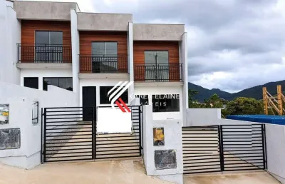 Casa / sobrado à venda com 2 dormitórios e 2 banheiros, em potecas sj