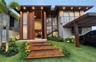 Casa a venda em praia do forte - 7 quartos, 7 suítes, 2 salas, 8 banheiros, 4 vagas de garagem, 450m².