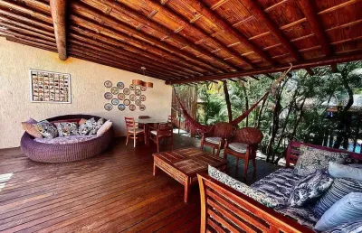 Casa de luxo em condomínio: 5 quartos, 5 suítes, 7 banheiros em itacimirim, camaçari-ba