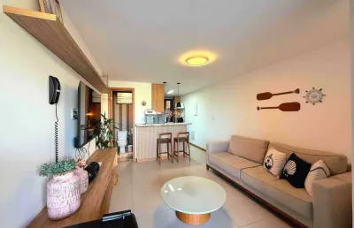 Apartamento à venda em camaçari-ba, itacimirim: 2 quartos, 1 suíte, 1 sala, 3 banheiros, 1 vaga de garagem, 65m². venha conferir!