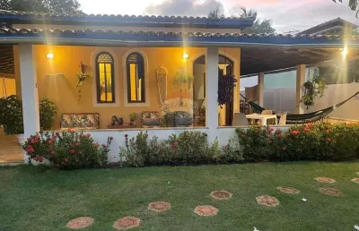 Casa de alto padrão em condomínio à venda em itacimirim, camaçari-ba: 3 quartos, 2 suítes, 1 sala, 3 banheiros, 4 vagas, 215m².