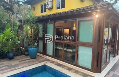 Casa a venda na reserva sapiranga em praia do forte, 3 quartos, 1 suíte, 3 salas, 4 banheiros, 2 vagas de garagem, 182m². venha conferir!