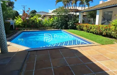Casa térrea com 4 quartos para locação temporada em guarajuba| condomínio paraiso