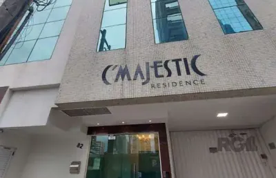 Apartamento 3 suites - andar alto - vista para o mar - meia praia - itapema - sc