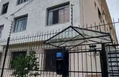 Oportunidade única! jk térreo com pátio na cidade baixa!