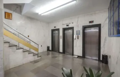 Sala comercial à venda na Rua General Andrade Neves, 100, Centro Histórico, Porto Alegre