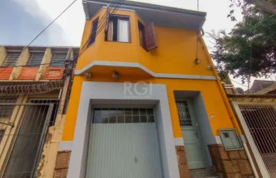 Casa com 3 quartos à venda na Rua Conselheiro Travassos, 533, São Geraldo, Porto Alegre