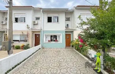 Casa condominio em porto alegre, no bairro hípica, com 3 dormitório(s), e 3 banheiros, à venda.