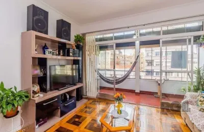 Excelente apartamento de 88m² com 3 dormitórios e sacada.
