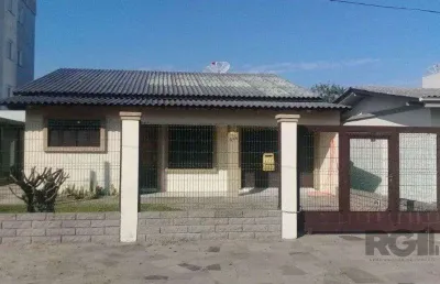 Casa com 4 quartos à venda na Rua Uyara, 1116, Curumim, Capão da Canoa