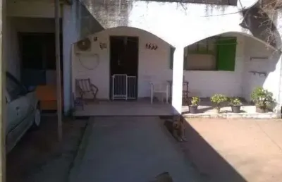 Casa para venda - 140m², 5 dormitórios, 3 vagas - lami