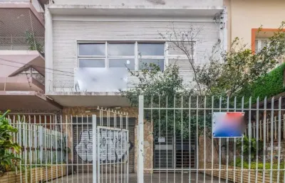 Casa com 5 quartos à venda na Avenida Venâncio Aires, 958, Farroupilha, Porto Alegre