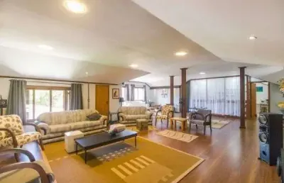Casa para venda - 300m², 4 dormitórios, sendo 1 suites, 8 vagas - imperial parque