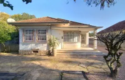 Casa em porto alegre, no bairro vila nova, com 3 dormitório(s), e 3 banheiros, à venda.