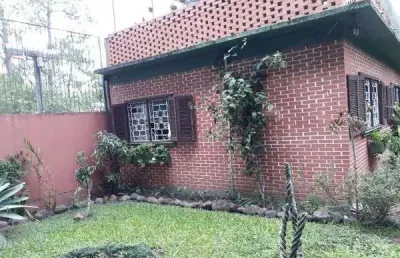 Casa em porto alegre, no bairro pedra redonda, com 2 dormitório(s), e 2 banheiros, à venda.