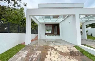 Casa em porto alegre, no bairro vila conceição, com 3 dormitório(s), à venda.
