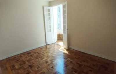 Apartamento - 2 dorms. - 62,60 m² - centro histórico