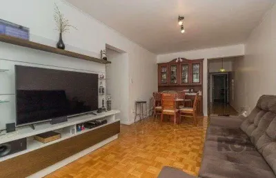Apartamento 02 dormitórios no bairro centro histórico de porto alegre.