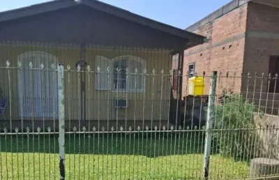 Casa com 2 quartos à venda na Estrada do Varejão, 680, Lami, Porto Alegre
