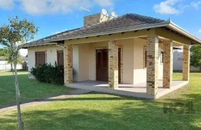Casa com 3 quartos à venda na Rua José Lotufo, 430, Rondinha, Arroio do Sal