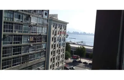 Ótima localização em frente as barcas rio x niterói