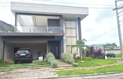 Casa em condomínio fechado com 4 quartos à venda no Inoã, Maricá 